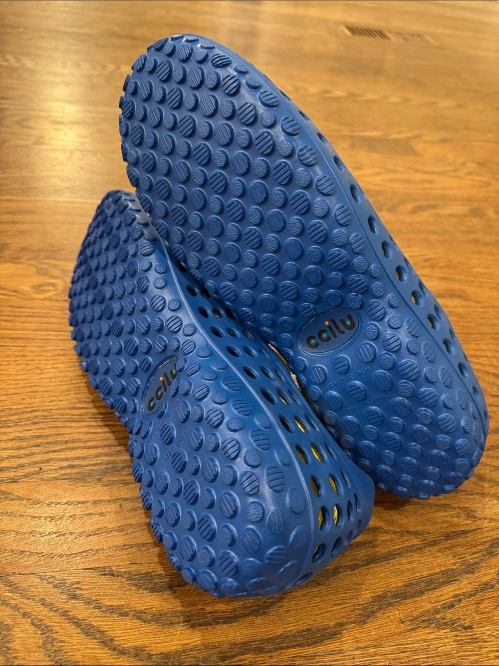 Ccilu Men's Slip On Shoes blue and yellow